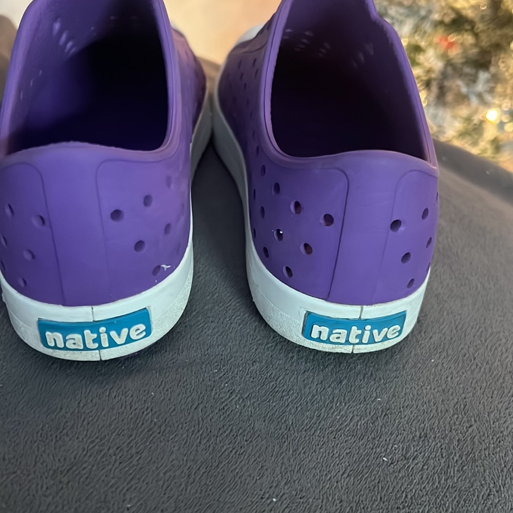 Native shoes - Picture 3 of 5